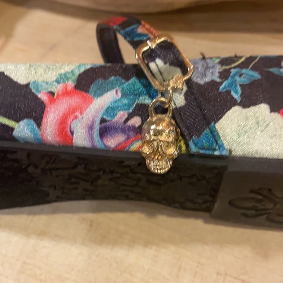 Iron Fist Flats with Gold Buckle and Skull Charm - Picture 5 of 15